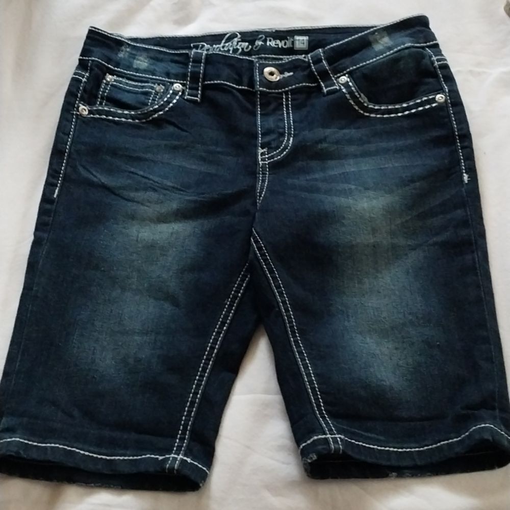 REVOLUTION BY Revolt girls denim stretch shorts size 14